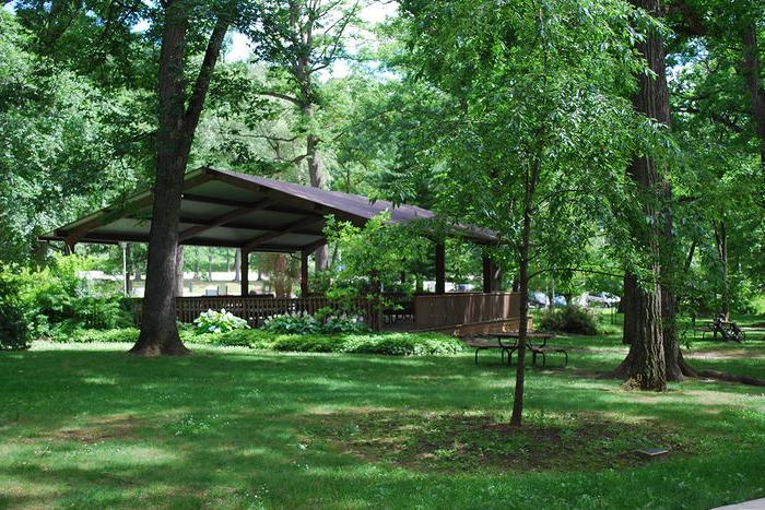 Laurel Pavilion