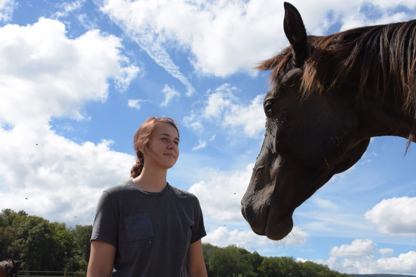 Pauline Oleinik和horse